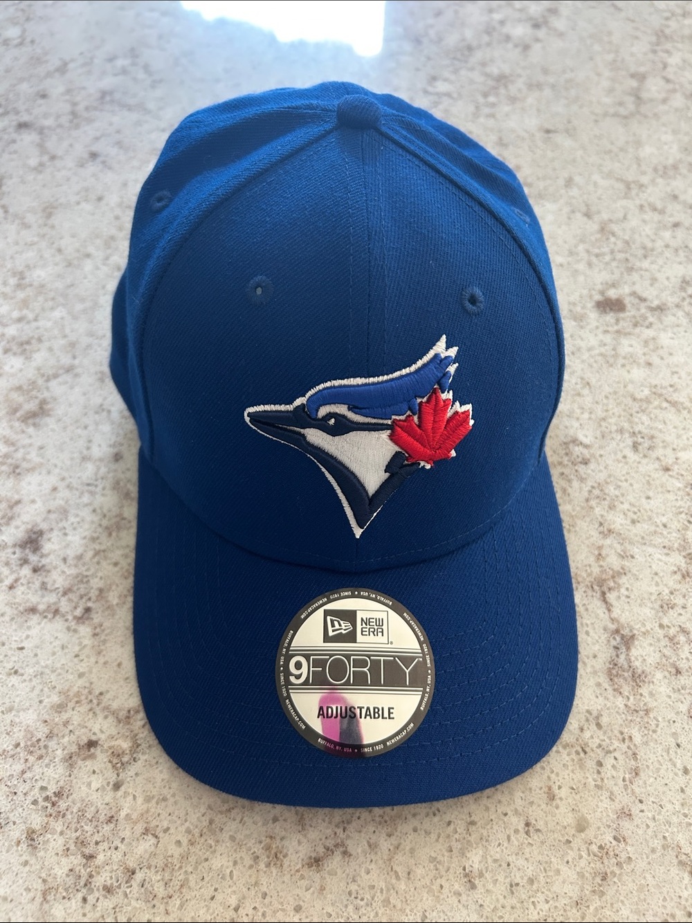 NWT New Era Blue Toronto Blue Jays 9FORTY Adjustable Cap with Red Maple Leaf